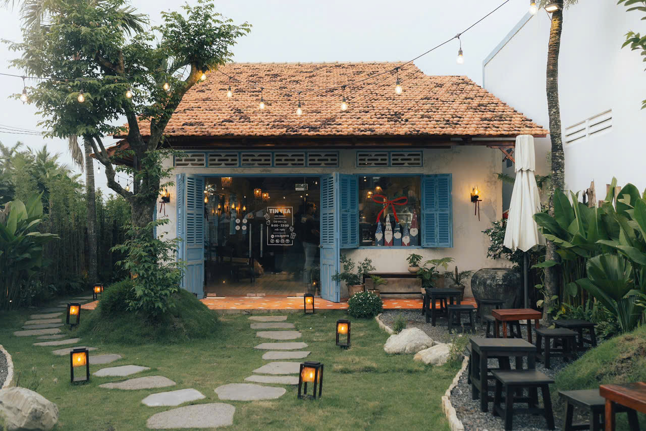 Quán cafe sân vườn được cải tạo từ căn nhà hoang - Hình ảnh 3